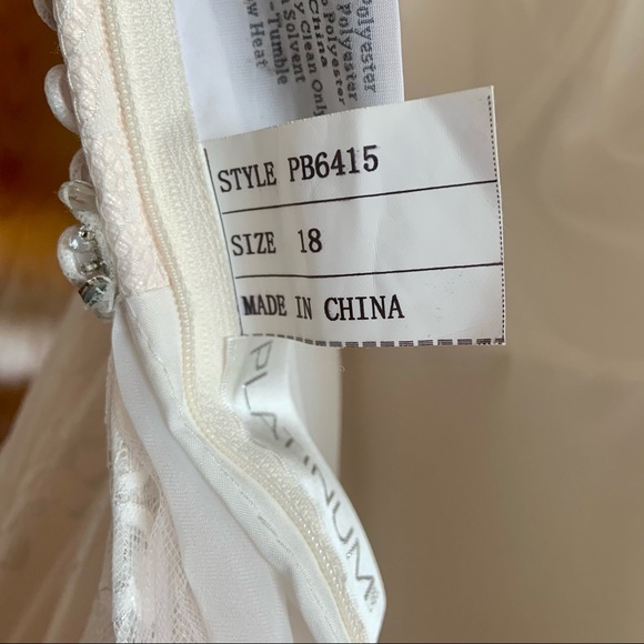 Moonlight Bridal Platinum Label Wedding Dress - Picture 11 of 15